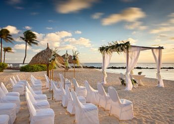 Beach-Wedding-Curacao-Marriott-Beach-Resort-Emerald-Casino